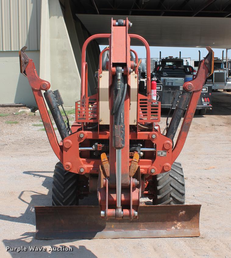 image for item DZ9990 2003 Ditch Witch 3610DD trencher