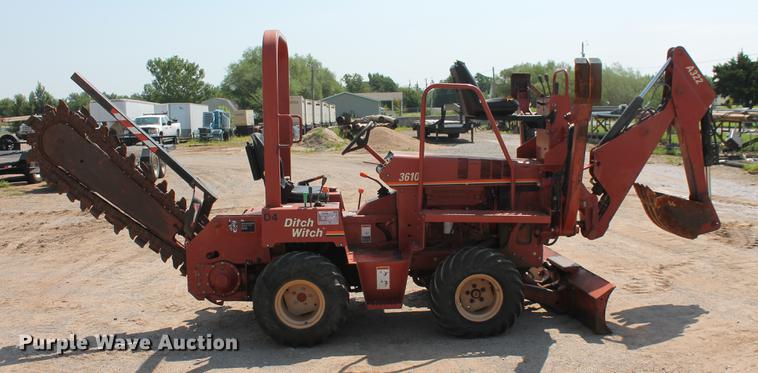 image for item DZ9990 2003 Ditch Witch 3610DD trencher