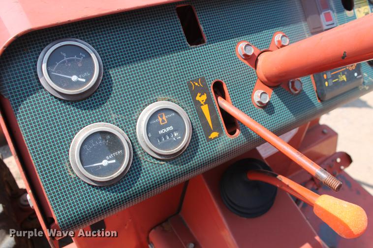 image for item DZ9990 2003 Ditch Witch 3610DD trencher