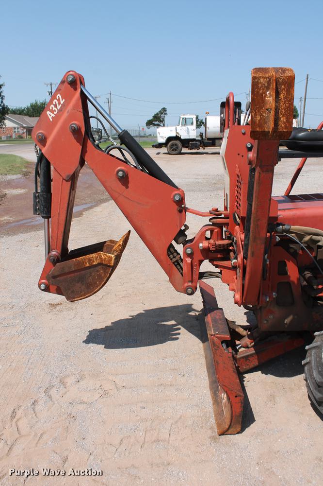 image for item DZ9990 2003 Ditch Witch 3610DD trencher