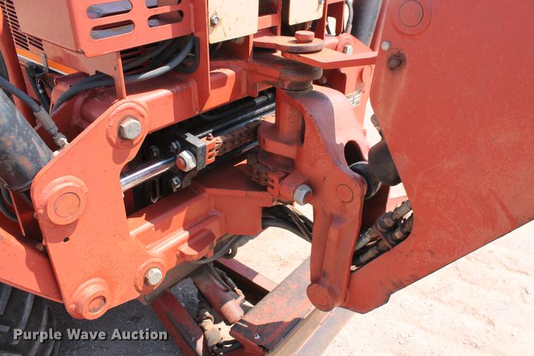 image for item DZ9990 2003 Ditch Witch 3610DD trencher