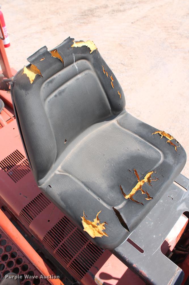 image for item DZ9990 2003 Ditch Witch 3610DD trencher
