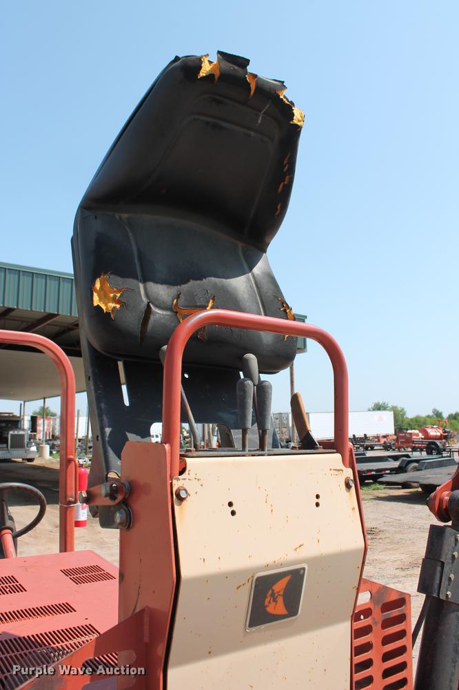 image for item DZ9990 2003 Ditch Witch 3610DD trencher