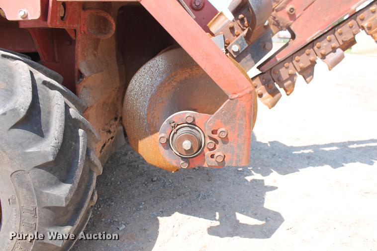 image for item DZ9990 2003 Ditch Witch 3610DD trencher