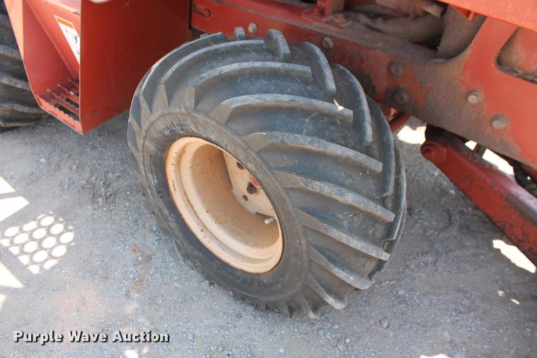 image for item DZ9990 2003 Ditch Witch 3610DD trencher