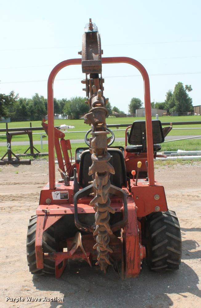 image for item DZ9991 2000 Ditch Witch 3610DD trencher
