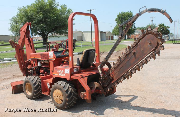 image for item DZ9991 2000 Ditch Witch 3610DD trencher