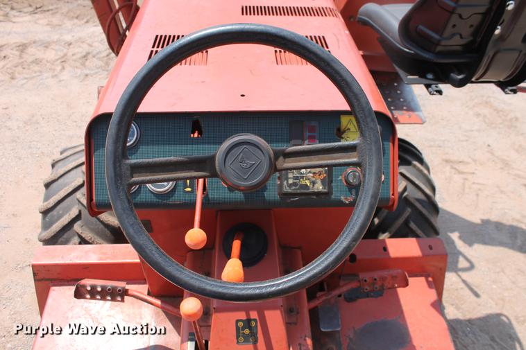 image for item DZ9991 2000 Ditch Witch 3610DD trencher