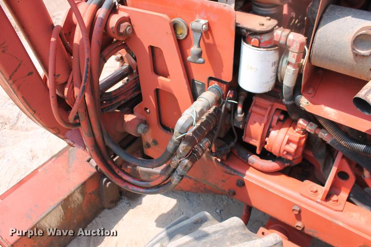 image for item DZ9991 2000 Ditch Witch 3610DD trencher