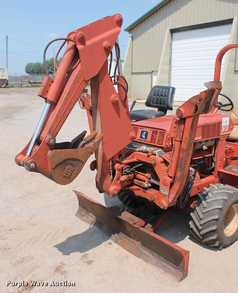 image for item DZ9991 2000 Ditch Witch 3610DD trencher