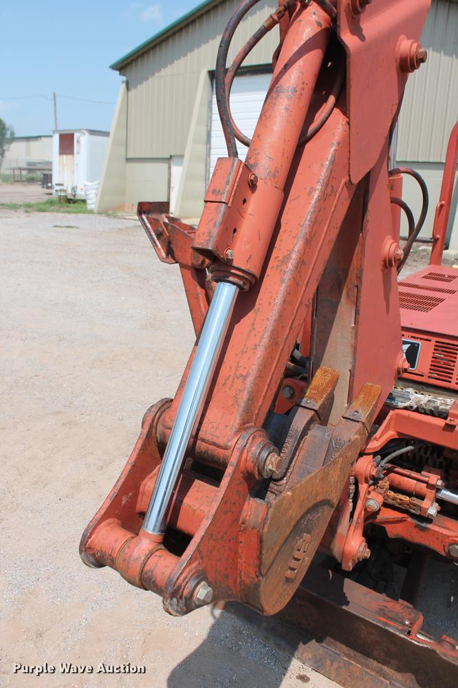 image for item DZ9991 2000 Ditch Witch 3610DD trencher