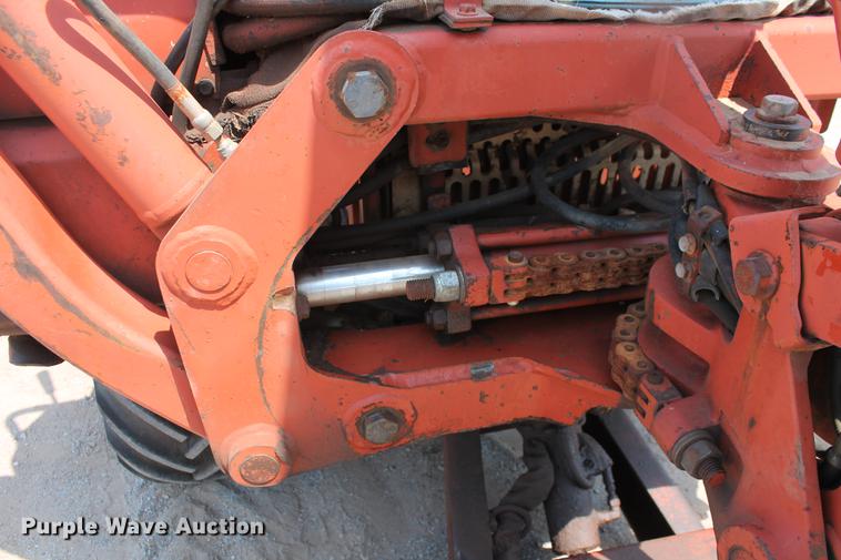 image for item DZ9991 2000 Ditch Witch 3610DD trencher