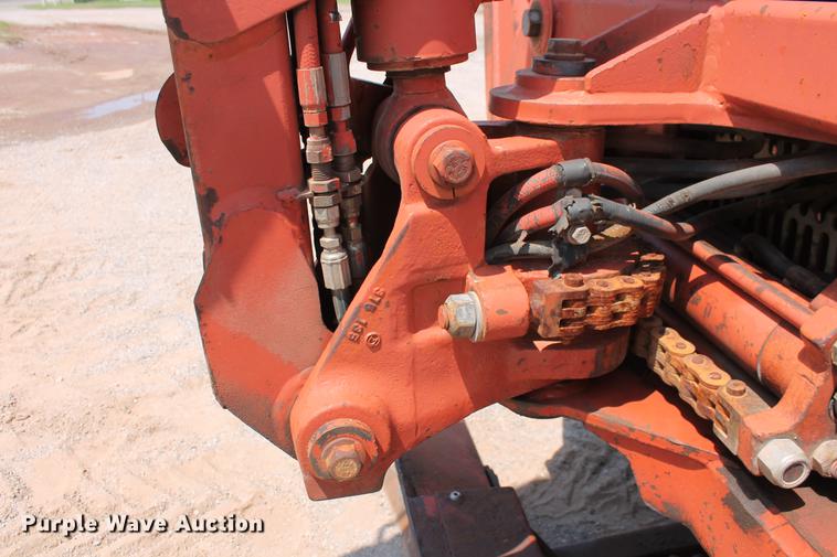 image for item DZ9991 2000 Ditch Witch 3610DD trencher