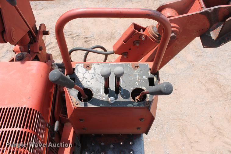 image for item DZ9991 2000 Ditch Witch 3610DD trencher