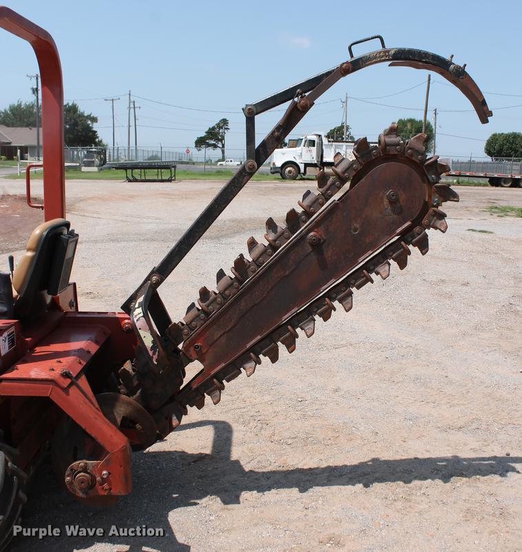 image for item DZ9991 2000 Ditch Witch 3610DD trencher