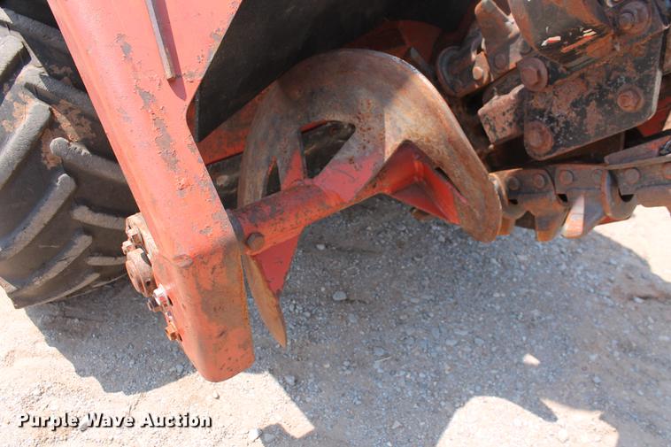 image for item DZ9991 2000 Ditch Witch 3610DD trencher