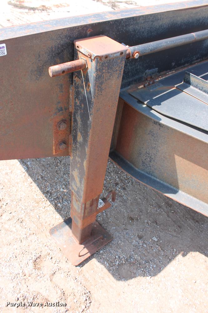 image for item DZ9994 1990 International Trailer Corp equipment trailer