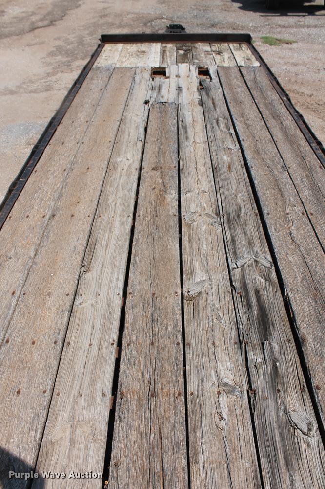 image for item DZ9994 1990 International Trailer Corp equipment trailer