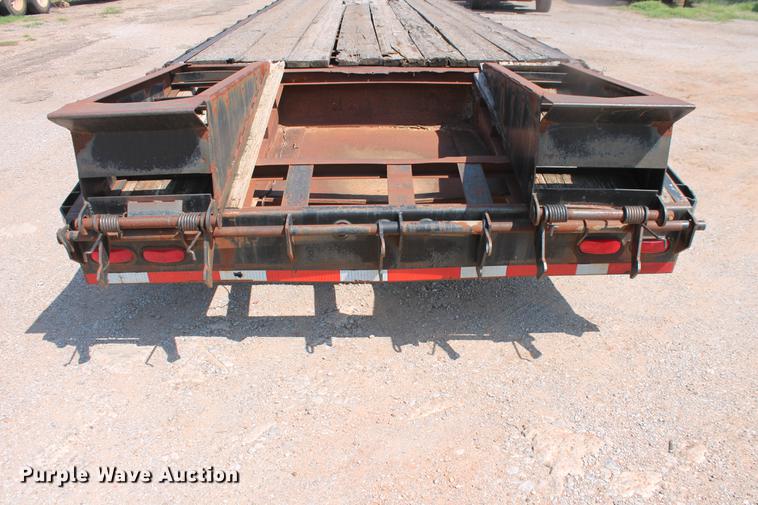 image for item DZ9994 1990 International Trailer Corp equipment trailer