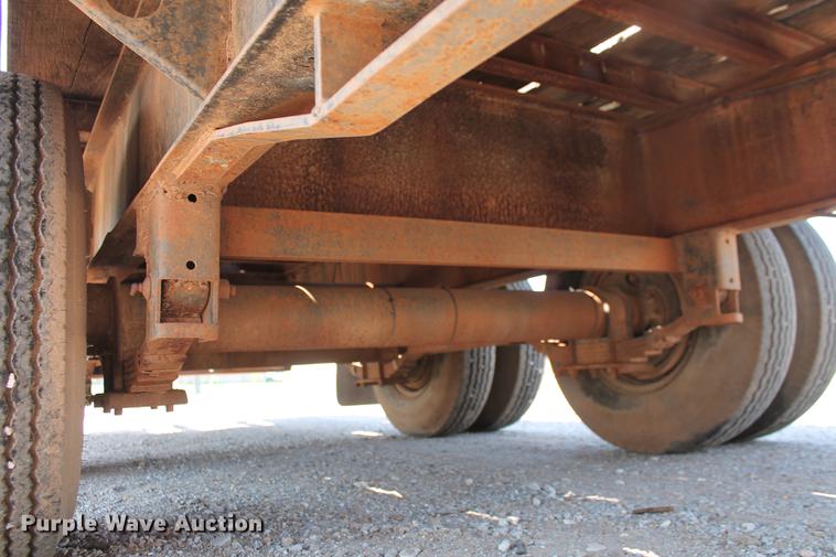 image for item DZ9994 1990 International Trailer Corp equipment trailer