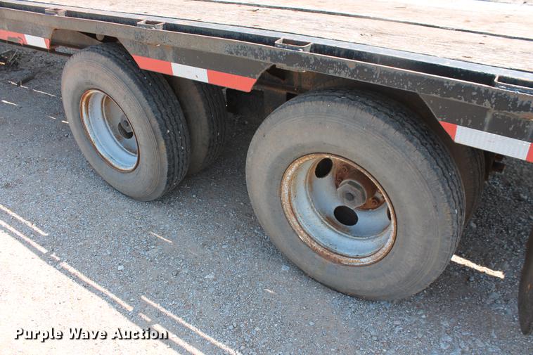 image for item DZ9994 1990 International Trailer Corp equipment trailer