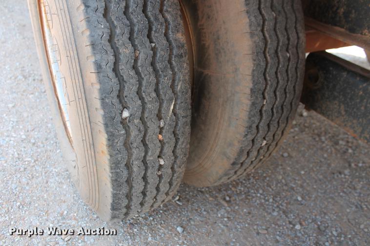 image for item DZ9994 1990 International Trailer Corp equipment trailer