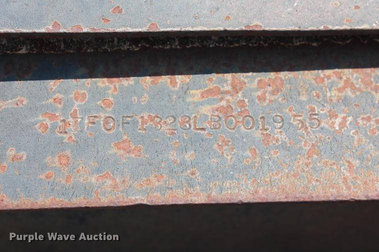 image for item DZ9994 1990 International Trailer Corp equipment trailer