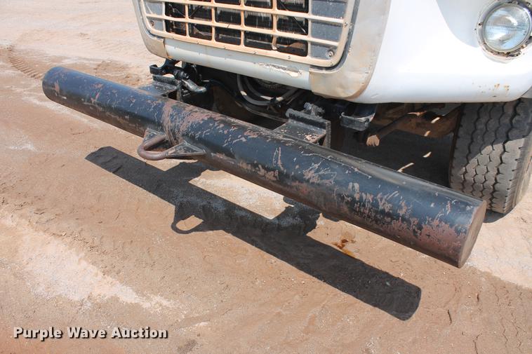 image for item DZ9995 1981 Ford LTS9000 water truck