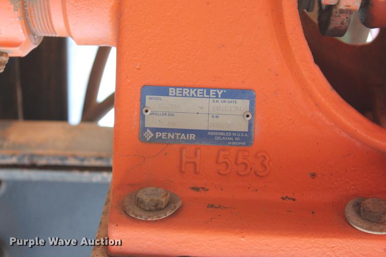 image for item DZ9995 1981 Ford LTS9000 water truck