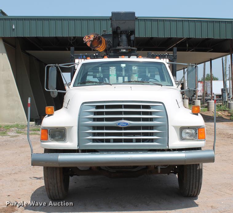 image for item DZ9997 1996 Ford F800 digger derrick truck