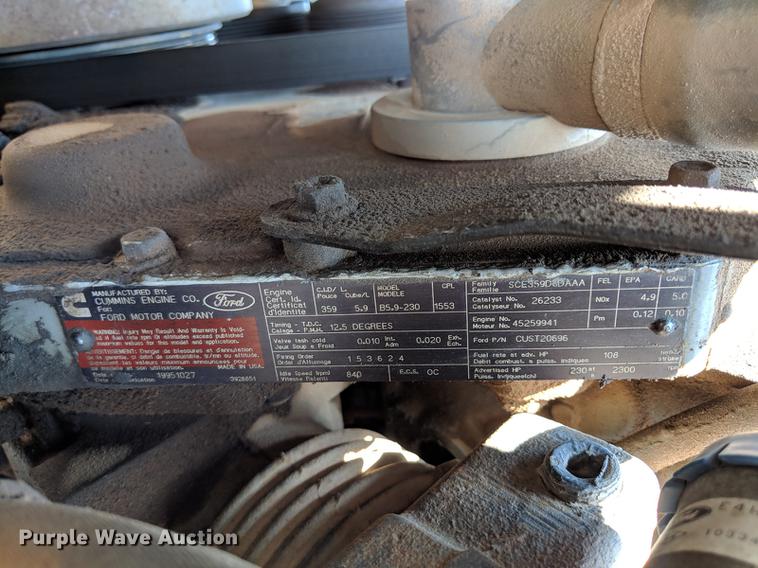 image for item DZ9997 1996 Ford F800 digger derrick truck