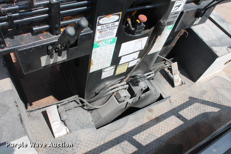 image for item DZ9997 1996 Ford F800 digger derrick truck