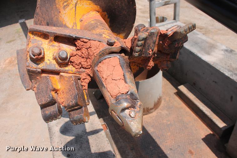 image for item DZ9997 1996 Ford F800 digger derrick truck