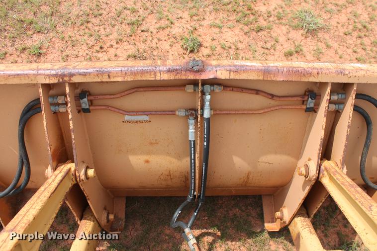 image for item DZ9999 1994 Case 480F loader tractor