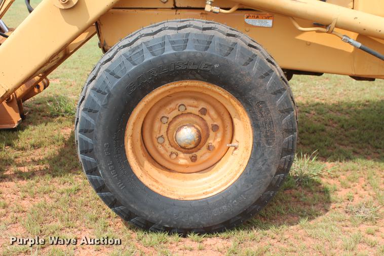 image for item DZ9999 1994 Case 480F loader tractor