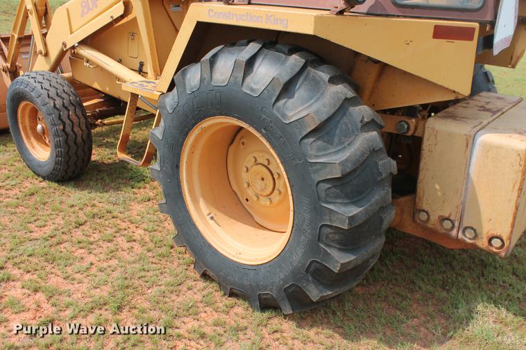 image for item DZ9999 1994 Case 480F loader tractor