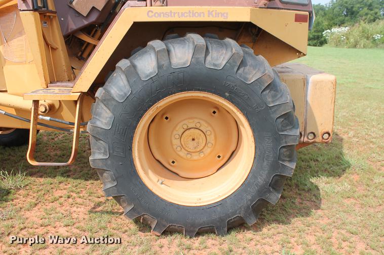 image for item DZ9999 1994 Case 480F loader tractor