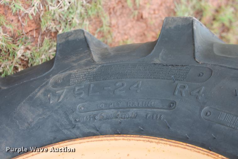 image for item DZ9999 1994 Case 480F loader tractor