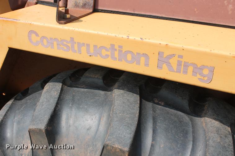 image for item DZ9999 1994 Case 480F loader tractor