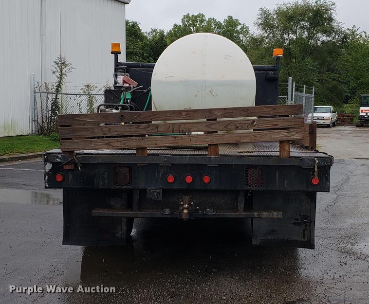 image for item EF9819 2008 Ford F450 Super Duty flatbed truck