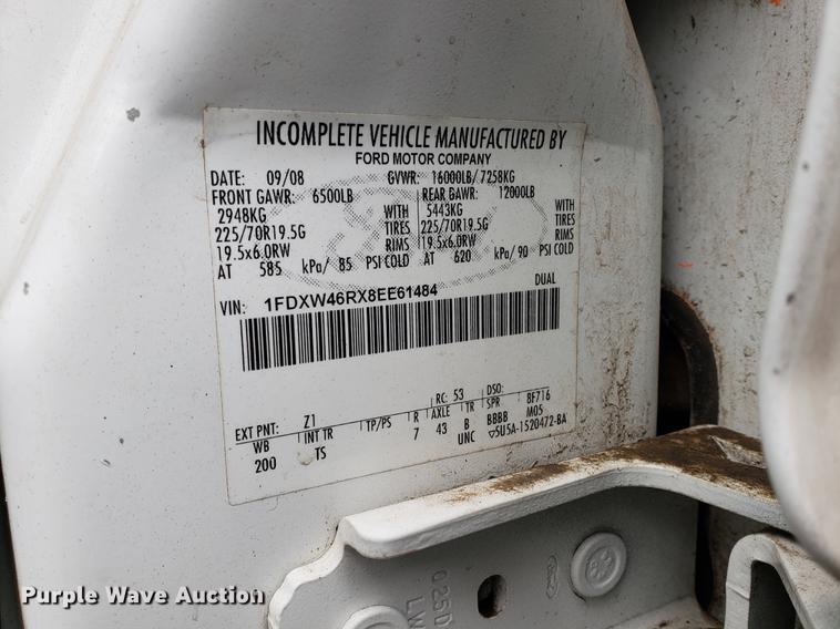 image for item EF9819 2008 Ford F450 Super Duty flatbed truck