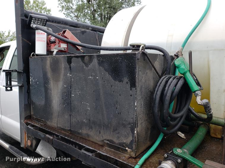 image for item EF9819 2008 Ford F450 Super Duty flatbed truck