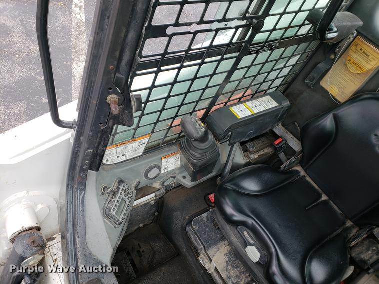image for item EF9821 2012 Bobcat S770 skid steer