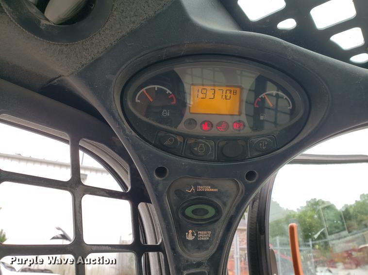 image for item EF9821 2012 Bobcat S770 skid steer