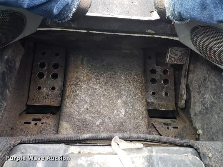 image for item EF9821 2012 Bobcat S770 skid steer