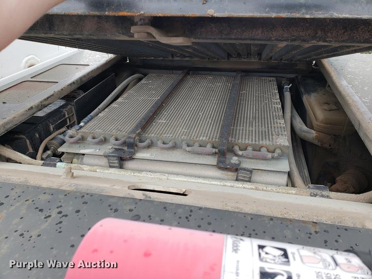 image for item EF9821 2012 Bobcat S770 skid steer