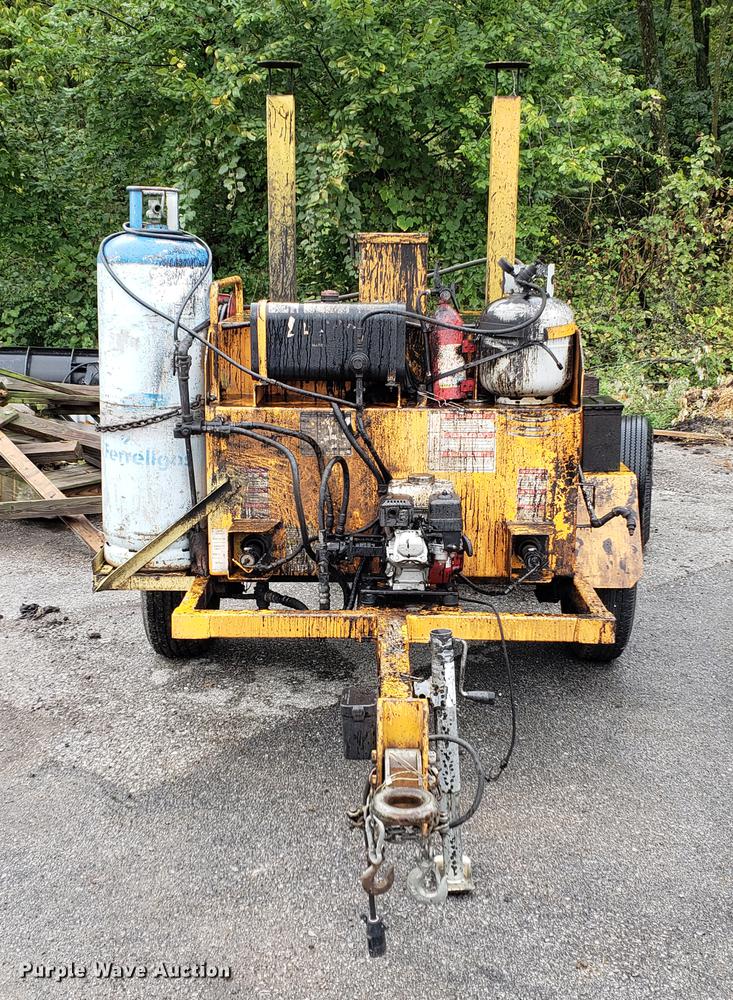 image for item EF9822 Lee Boy L250 tack wagon