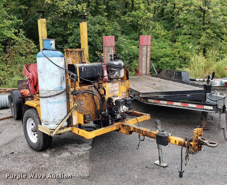 image for item EF9822 Lee Boy L250 tack wagon