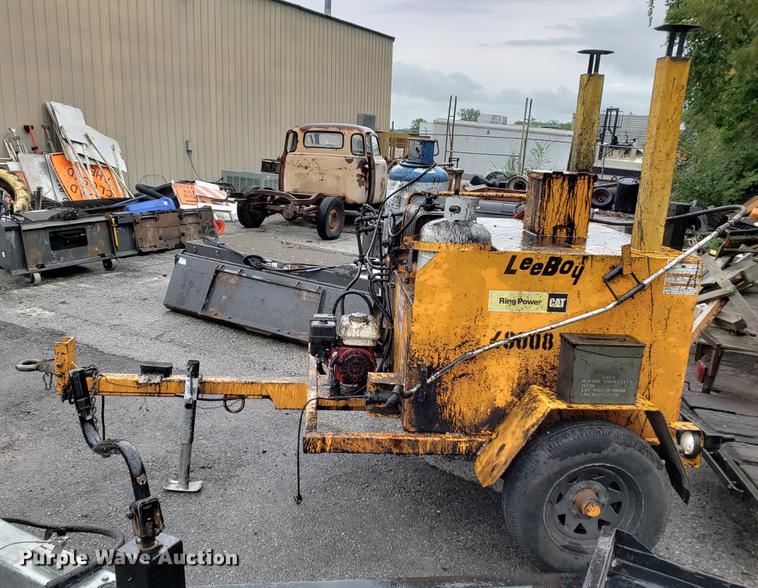 image for item EF9822 Lee Boy L250 tack wagon