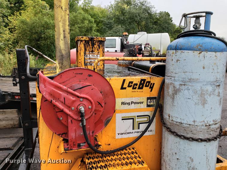 image for item EF9822 Lee Boy L250 tack wagon